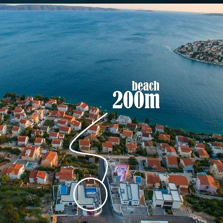 Holiday Home Olive Exclusive - 8 People, Heated Pool, Okrug Gornji, Sea View Trogir Dış mekan fotoğraf