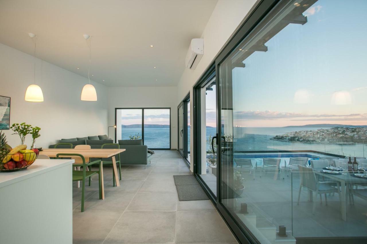 Holiday Home Olive Exclusive - 8 People, Heated Pool, Okrug Gornji, Sea View Trogir Dış mekan fotoğraf
