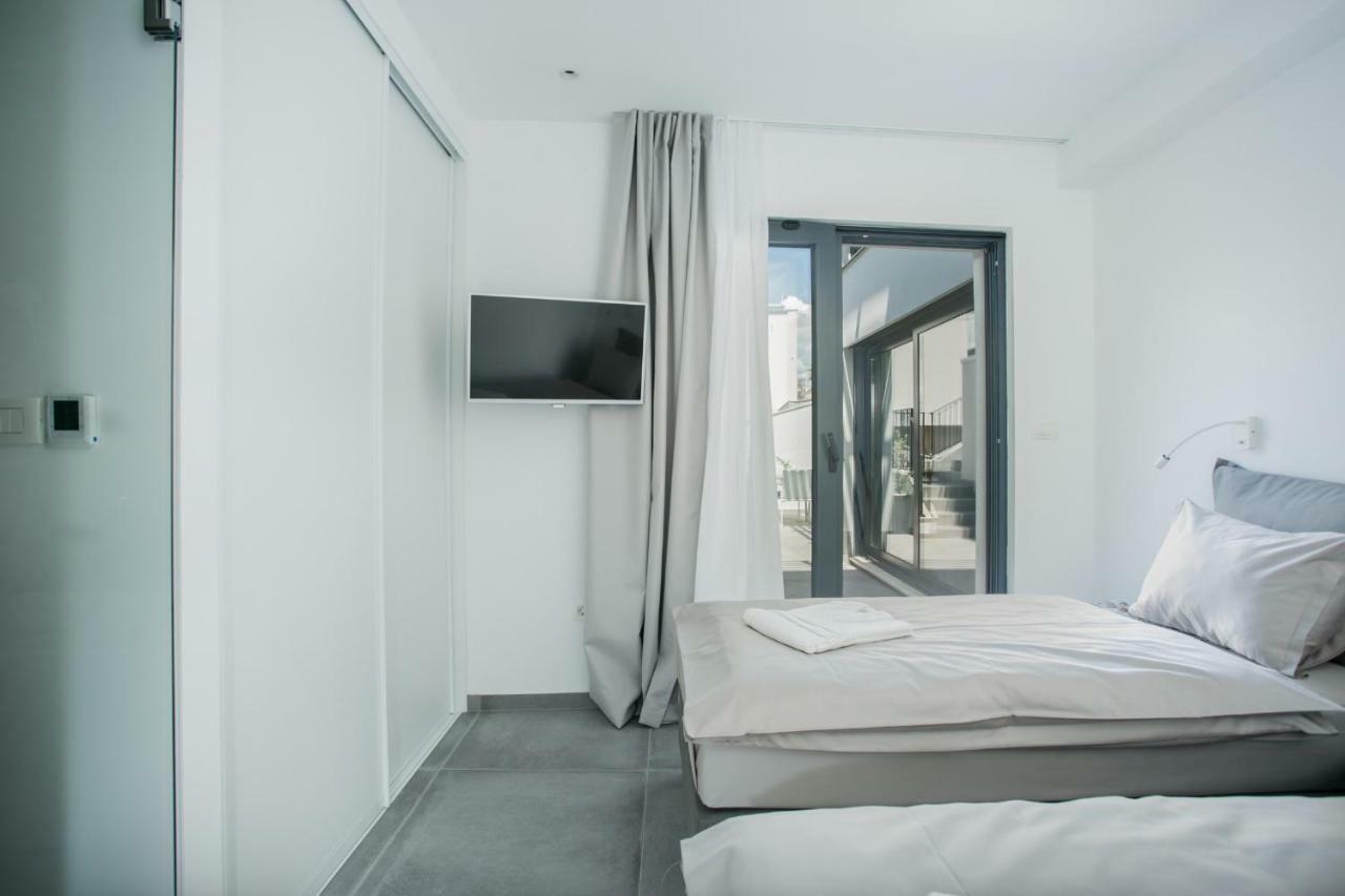 Holiday Home Olive Exclusive - 8 People, Heated Pool, Okrug Gornji, Sea View Trogir Dış mekan fotoğraf