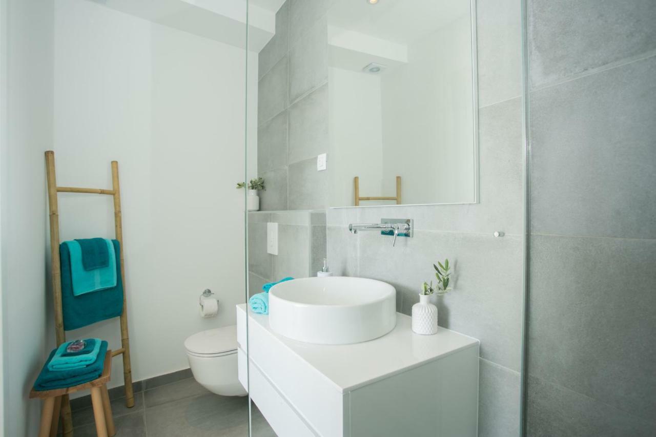 Holiday Home Olive Exclusive - 8 People, Heated Pool, Okrug Gornji, Sea View Trogir Dış mekan fotoğraf