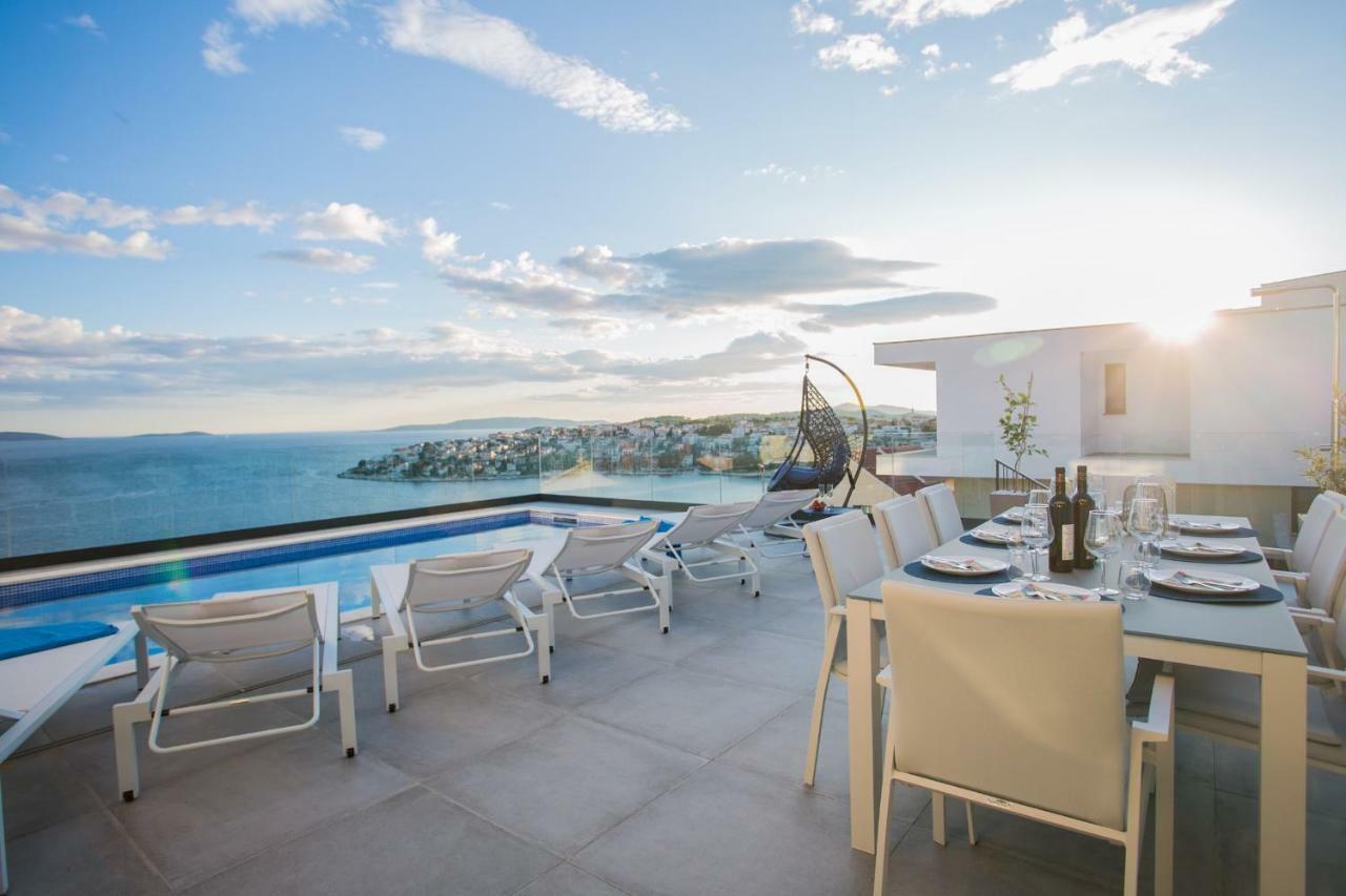 Holiday Home Olive Exclusive - 8 People, Heated Pool, Okrug Gornji, Sea View Trogir Dış mekan fotoğraf