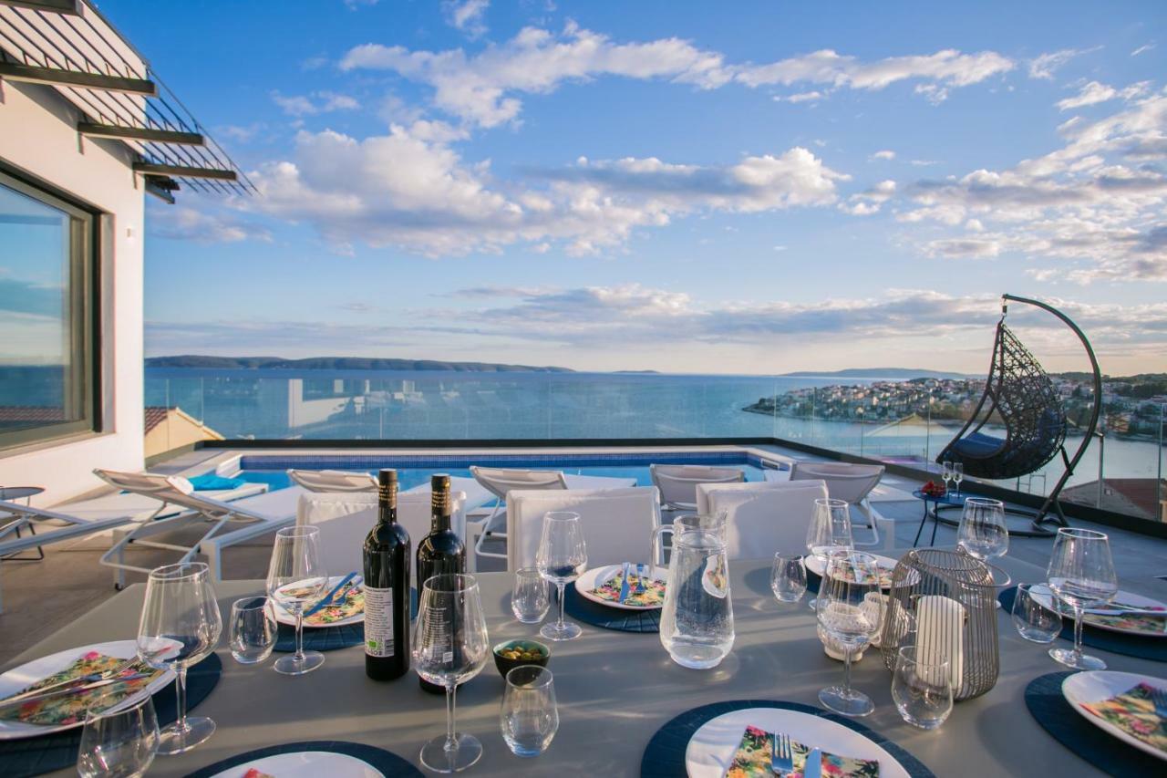 Holiday Home Olive Exclusive - 8 People, Heated Pool, Okrug Gornji, Sea View Trogir Dış mekan fotoğraf