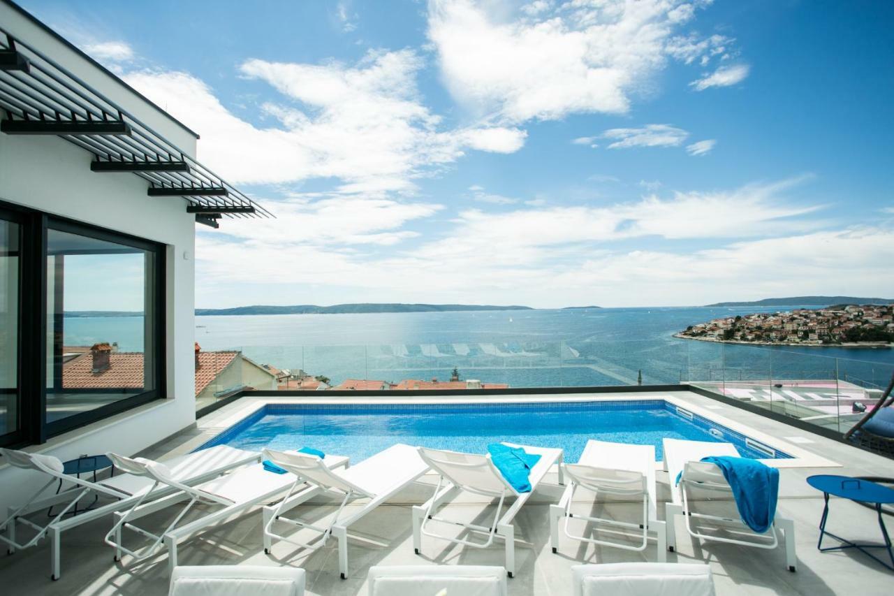 Holiday Home Olive Exclusive - 8 People, Heated Pool, Okrug Gornji, Sea View Trogir Dış mekan fotoğraf